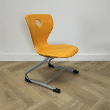 Pantoswing leerlingstoel zithoogte 31 cm, geel -grijs, Gebruikt, Eén