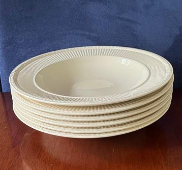 Wedgwood - Service de dîner (6) - Edme - Poterie - 6 grandes