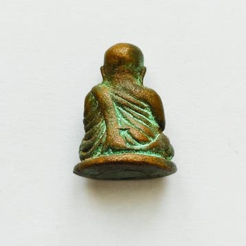 Oud-Indochinese Brons XS Zittend Boeddha Beeldje Kraal