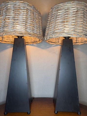 Van de Heg - Rust Patina 67cm ! - Tafellamp (2) - obelisk -, Nieuw