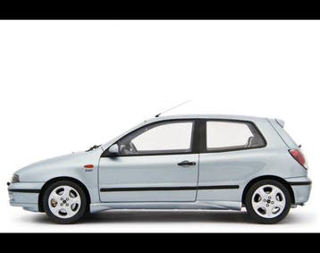 Laudoracing 1:18 - Petite citadine miniature - Fiat Bravo