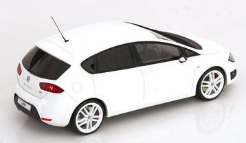 Otto Mobile 1:18 - Modelauto - Seat Leon MK2 Cupra R – 2010, Nieuw