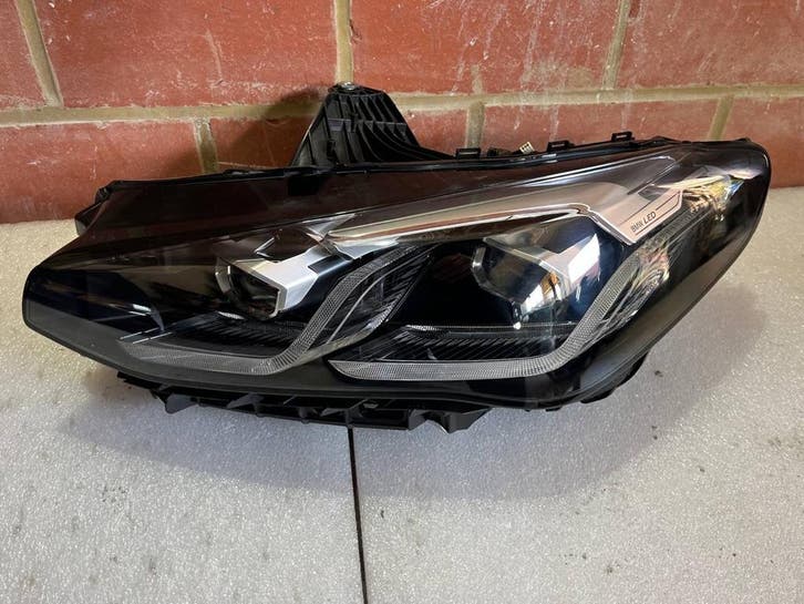 Phare av. gauche BMW 2 U06 Active Tourer II 2022 - 2025, Auto-onderdelen, Verlichting, Ophalen of Verzenden