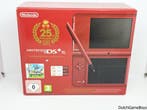 Nintendo DSi XL - Console - Super Mario Bros. 25th Anniversa, Games en Spelcomputers, Spelcomputers | Nintendo DS, Verzenden, Gebruikt