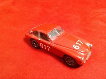 Auto Replicas - made in England 1:43 - Model raceauto - very