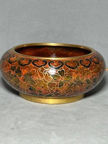 Pot à pinceaux et vase (cloisonné Jingtailan) – corps en