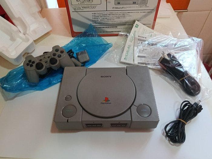 Sony - Playstation 1 (PS1) - PlayStation SCPH-7000 Dual, Games en Spelcomputers, Spelcomputers | Overige Accessoires