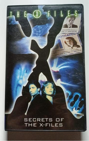 THE X FILES: THE SECRETS OF THE X FILES (VHS)