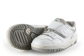 New Balance Sneakers Jongens in maat 27½ Wit, Verzenden, Schoenen