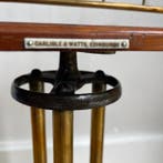 Magazine Display - Carlisle & Watts, - Table - Laiton, Noyer, Antiquités & Art