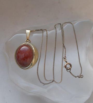 Zilver, Aardbeienkwarts - Ketting met hanger - Art Deco