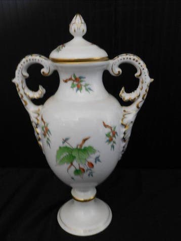 Herend - Vase avec couvercle - Porcelaine