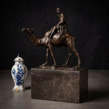 Statue, Naar Carvin: Rijder op kameel - 21.5 cm - Bronze,, Antiek en Kunst