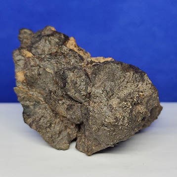 -Avec des inclusions de fer!!!- Météorite achondrite