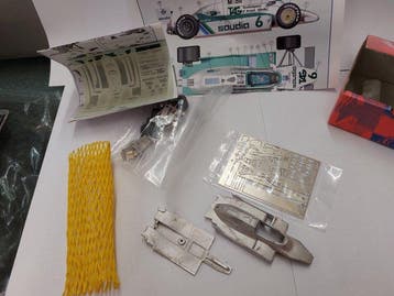 Tameo kits, Tron, Arena 1:43 - Modelbouwdoos (4) - Jordan,, Hobby en Vrije tijd, Nieuw