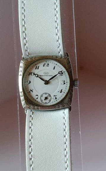IWC Schaffhausen - Art Deco Cushion Case (IWC Cal. 64) -, Nieuw