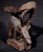 Neksteun - Luba Antelope - hout - 19 cm