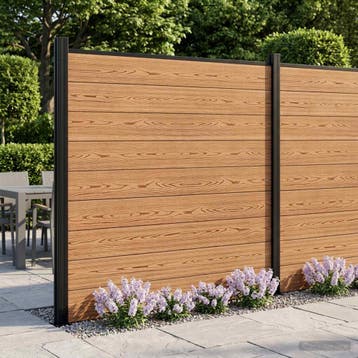 vidaXL Hekset 175 x 186 cm WPC en Aluminium Bruin, Verzenden