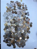 Monde. Collection of coins 1900 - 2000 (Sans prix de