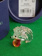 Swarovski - Figurine - Igel mit Apfel 5532203 mit Box und