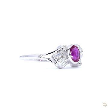 Ring - 18 karaat Witgoud - 1.01ct. tw. Robijn - Diamant, Handtassen en Accessoires, Ringen, Nieuw