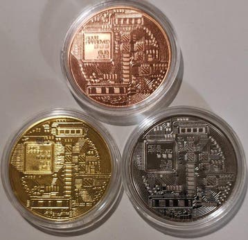Duitsland. BitCoin 3 x BitCoin vollvergoldet und, Postzegels en Munten