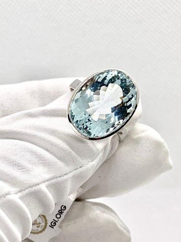 Statement ring - 18 karaat Witgoud - 13.60ct. tw. Aquamarijn
