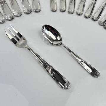 Christofle - Bestekset (24) - Grandbourg - Louis XV-stijl -, Antiek en Kunst