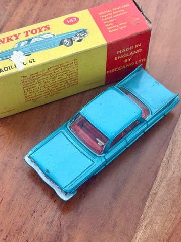 Dinky Toys 1:43 - Modelauto - Cadillac 62, Nieuw