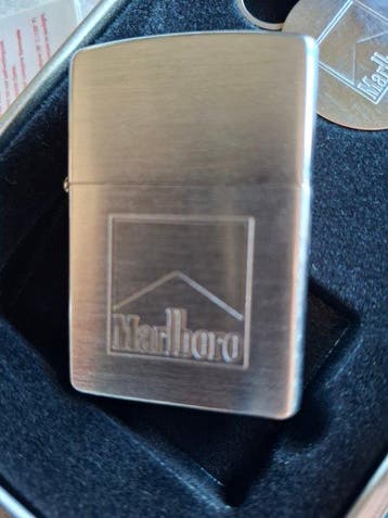 Zippo - Zonder minimumprijs - Zakaansteker - Staal, Marlboro, Nieuw