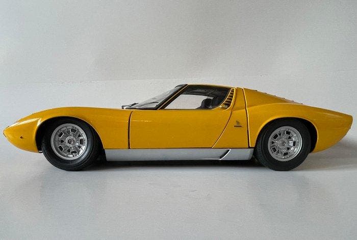 Hachette 1:8 - Modelauto, Hobby en Vrije tijd, Modelauto's | 1:5 tot 1:12