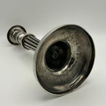 French School - XIX century - Kaarsenhouder gegroefde fust -