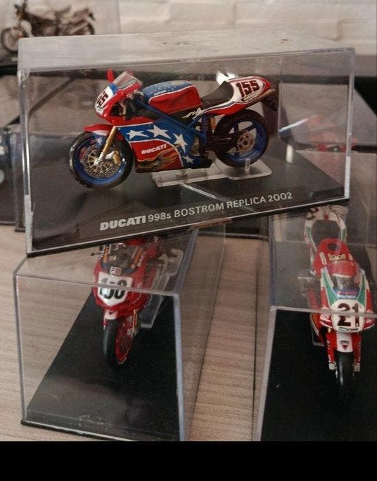 1:24 - Model motorfiets (29) - ducati - DeAgostini, Hobby en Vrije tijd, Modelauto's | 1:5 tot 1:12