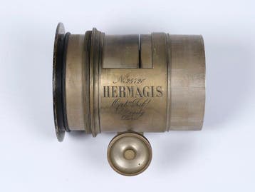 Hermagis No. 25720 | Messing lens, Nieuw