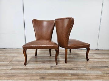 Chaise (2) - Paire de fauteuils bas au style classique -