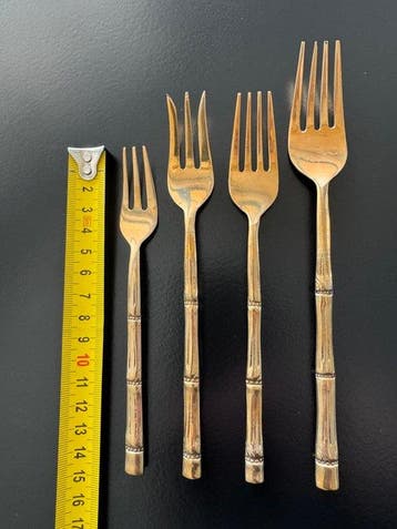 kb Kings Bee - Bestekset voor 12 personen (143) - Legering