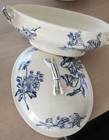 Eetservies (27) - Porselein - Frans of Engels servies