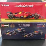 Bburago 1:18 - Modelauto (2) - Ferrari Sf23 e Red Bull rb19, Hobby en Vrije tijd, Nieuw