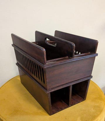 Tijdschriftenhouder - Mahonie