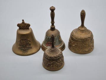 Decoratieve bel - Historische messing tafelklokken-set – 4