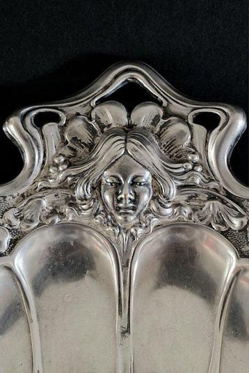 Art nouveau - Tafelblik met nymfe - Service de dîner -, Antiquités & Art