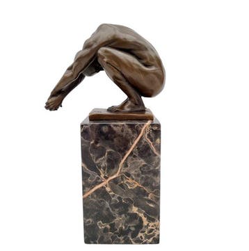 Beeldje - The Dive - Brons, Marmer