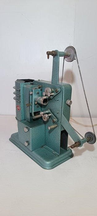 EKA (Eberlein & Krug Apparatebau) 8mm Filmprojector