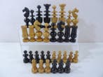 Magnifique jeu déchecs type Regence café de Paris avec