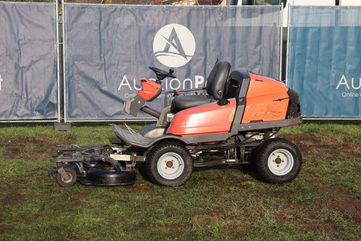 Veiling: Zitmaaier Husqvarna PT 26D Diesel 2008, Jardin & Terrasse, Tondeuses autoportées, Enlèvement