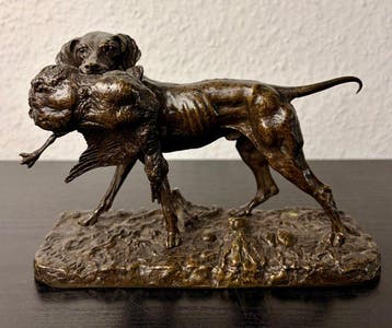 Beeldje - Jachthond met gevogelte - Brons