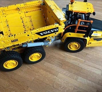 Lego Set - 42114 - Technic - Volvo 6x6 Articulated Hauler, Nieuw