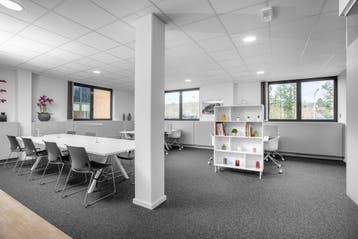 Espace de coworking à Jambes, Verzenden