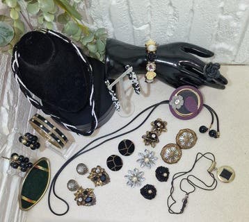 Themacollectie - Vintage- en retrojuwelencollectie: 15