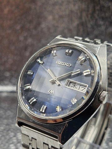 Seiko - Lord Matic (Blue Gradient Dial / 9-Cut Glass) -